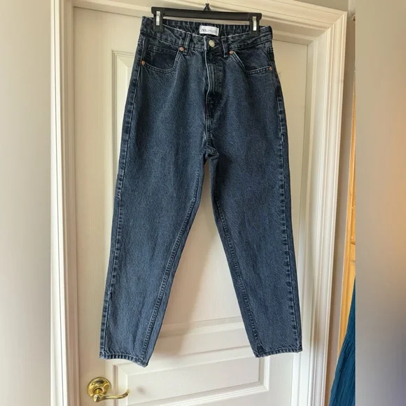 Zara Acid Washed Jeans - Picture 2 of 5